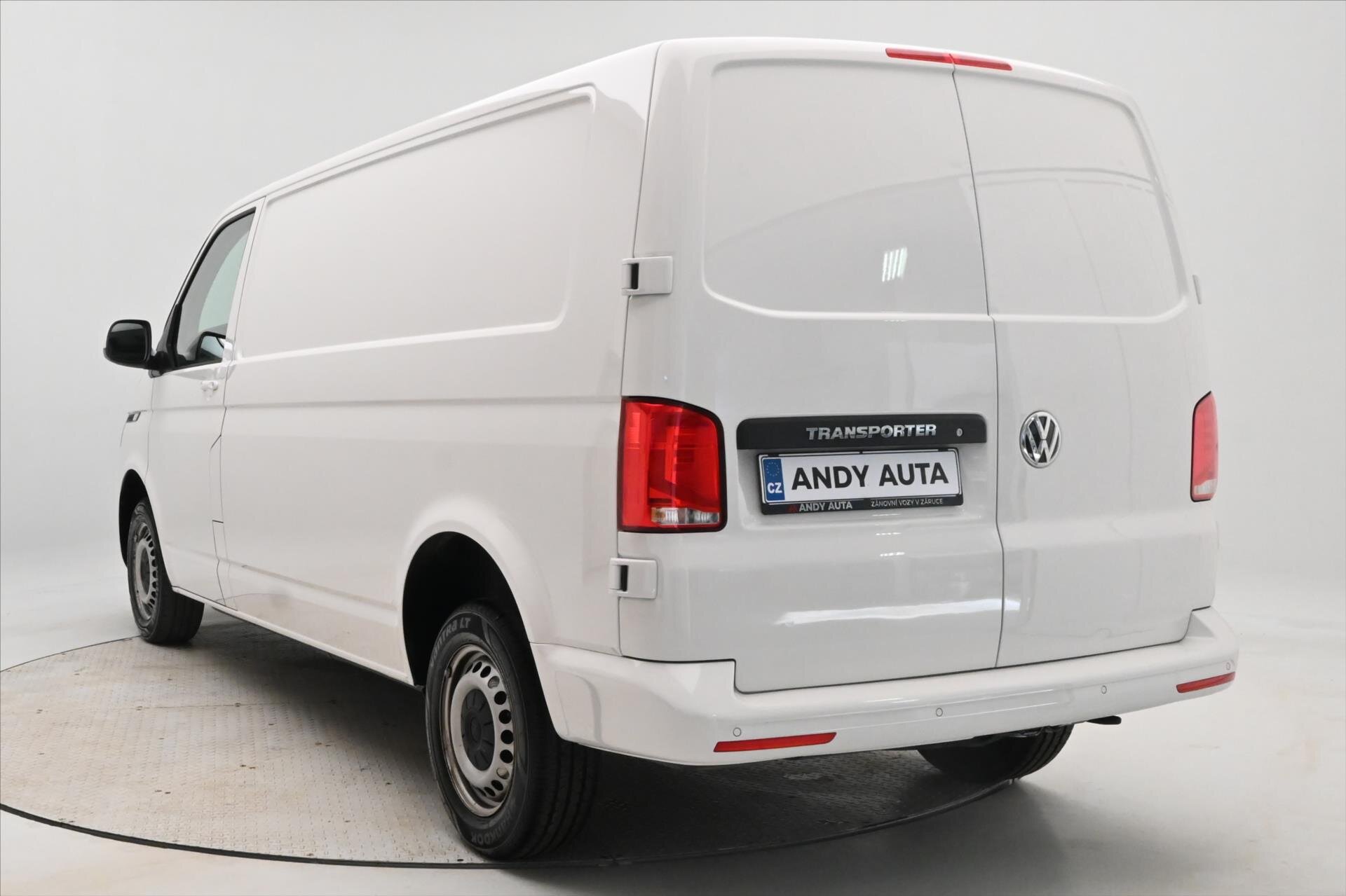 Volkswagen Transporter Skříň 2,0 l 110 kw