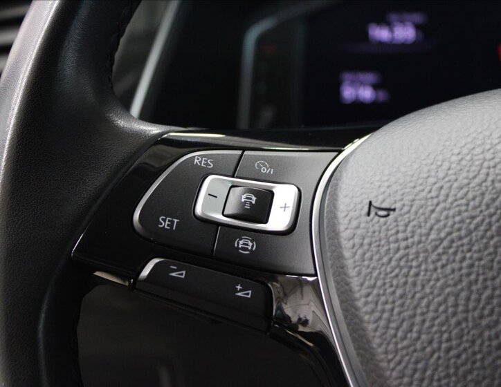 Volkswagen Tiguan Kombi 2,0 l 140 kw