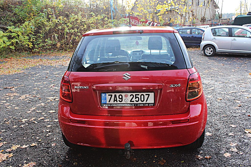 Suzuki SX4
