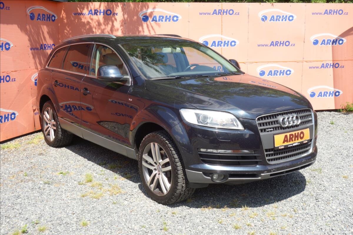 Audi Q7 SUV / Terénní 4,2 l 257 kw