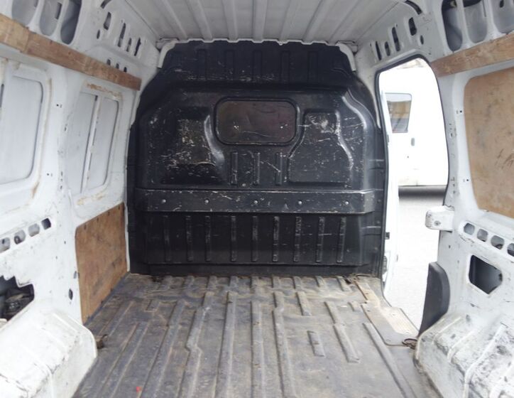 Ford Transit Connect 21