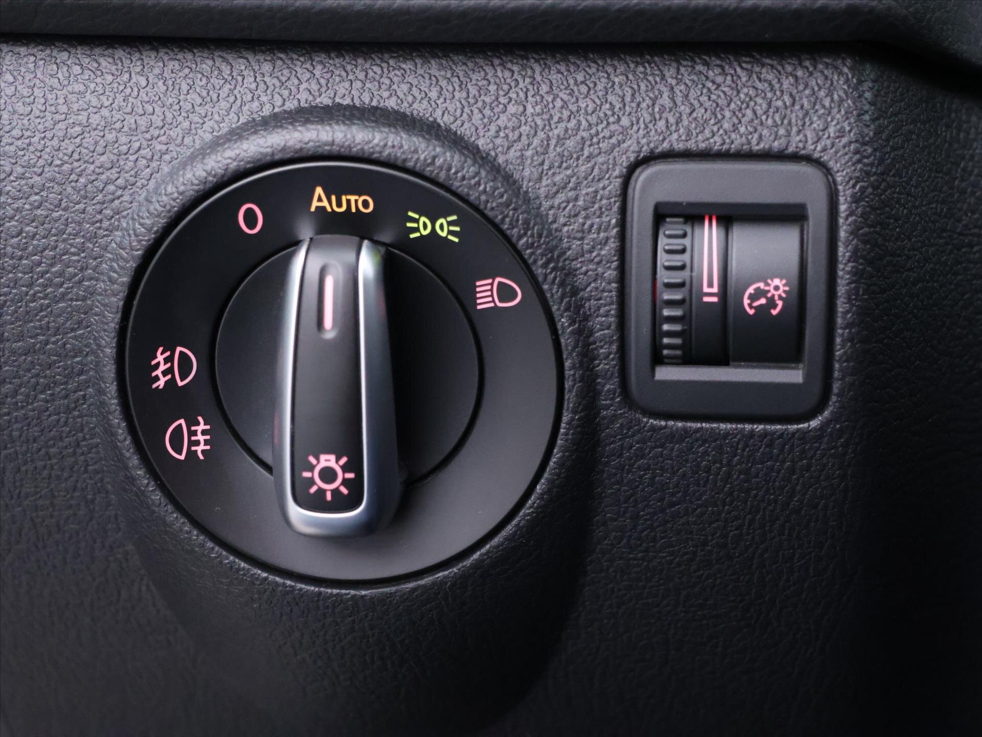 Volkswagen Tiguan SUV / Terénní 2,0 l 132 kw