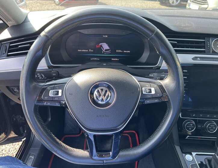 Volkswagen Passat Kombi 2,0 l 176 kw