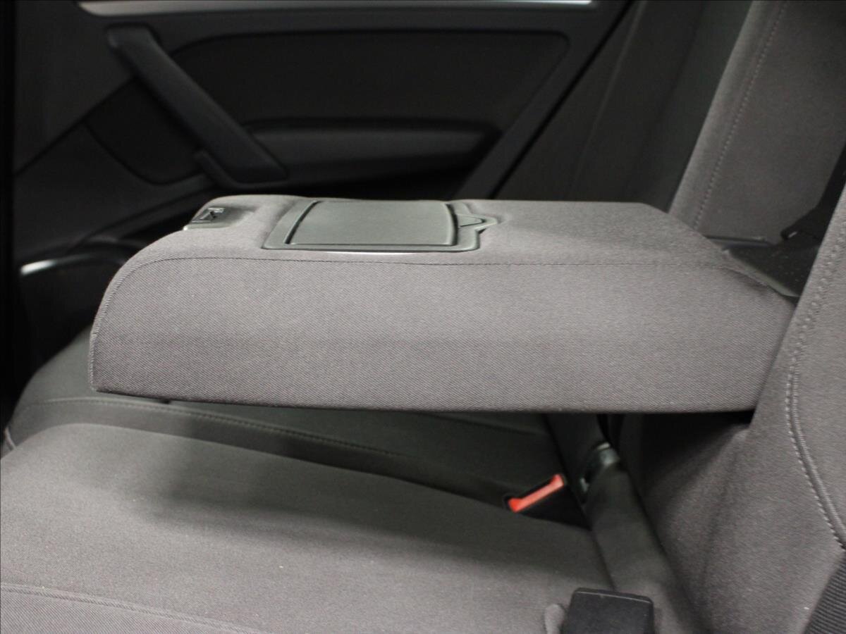 Audi Q5 SUV / Terénní 2,0 l 120 kw