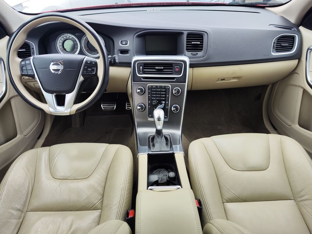 Volvo V60 Kombi 2,0 l 120 kw