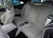 Mercedes-Benz Třídy S Kupé 4,0 l 450 kw