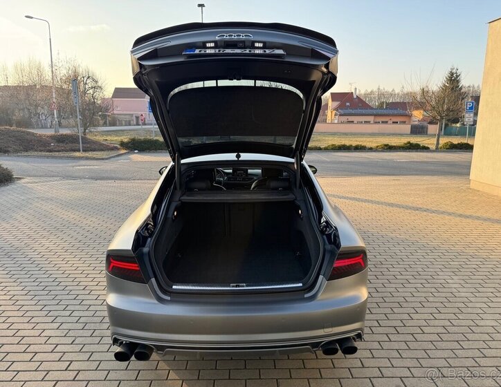 Audi S7 Hatchback 4,0 l 331 kw