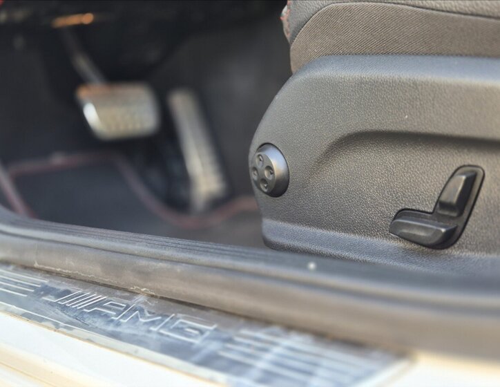 Mercedes-Benz Třídy C Sedan 3,0 l 270 kw