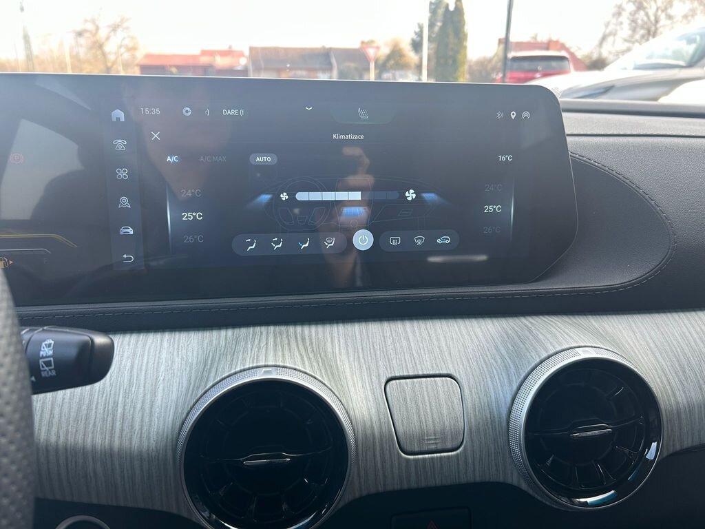 Dongfeng Ostatní MPV 1,5 l 130 kw