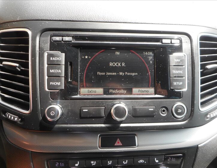 Volkswagen Sharan MPV 2,0 l 103 kw