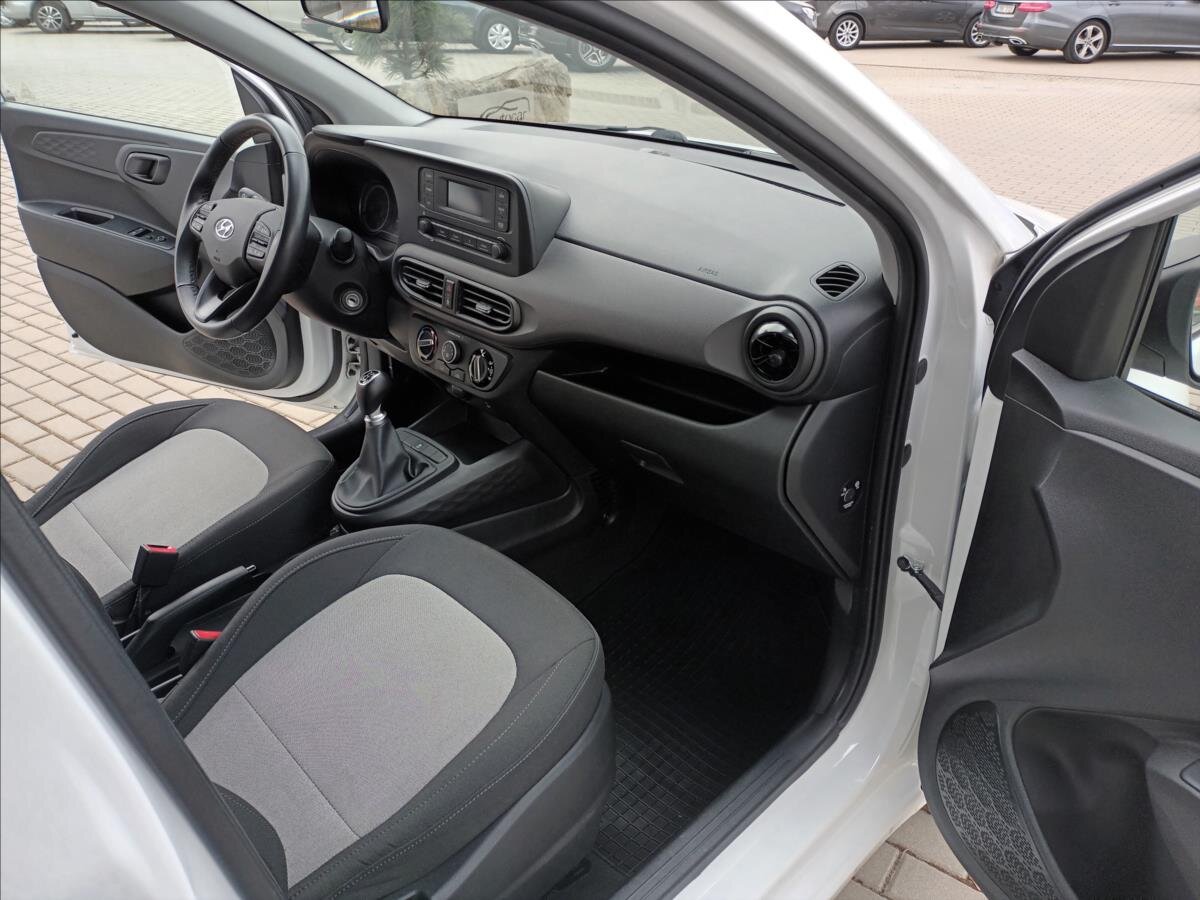 Hyundai i10 Hatchback 998,0 49 kw