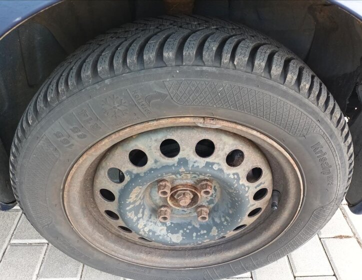 Renault Clio Hatchback 1,1 l 43 kw