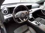 Mercedes-Benz Třídy E Sedan 3,0 l 190 kw