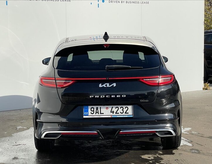 KIA ProCeed Hatchback 1,5 l 118 kw
