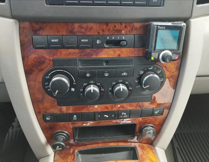 Jeep Grand Cherokee 14