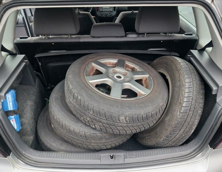 Volkswagen Polo Hatchback 1,4 l 51 kw