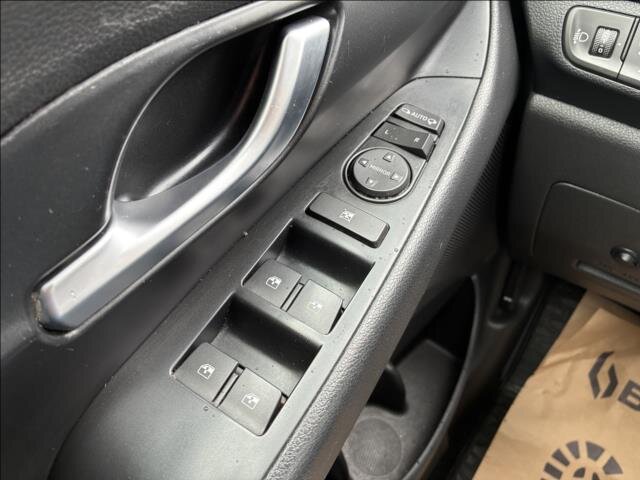 Hyundai i30 Kombi 998,0 88 kw