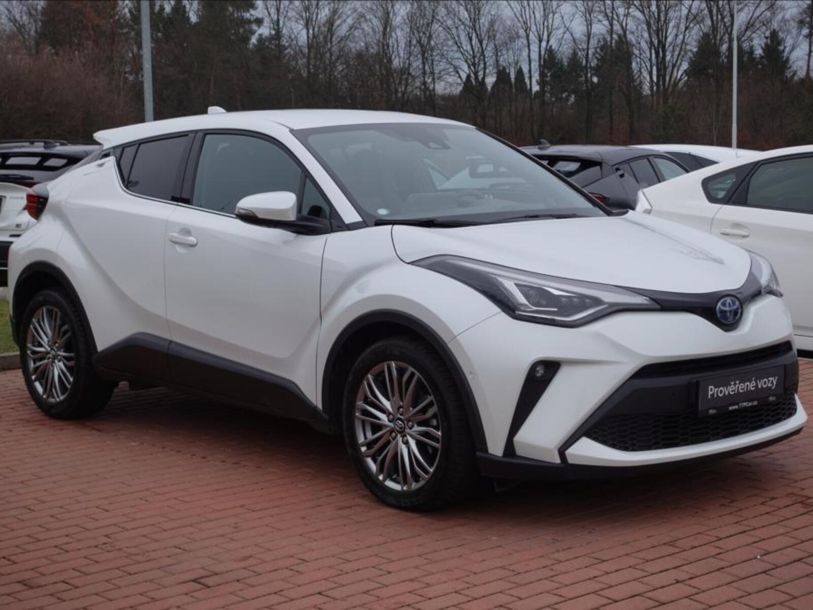 Toyota C-HR 3