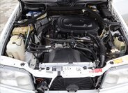 Mercedes-Benz 200 14