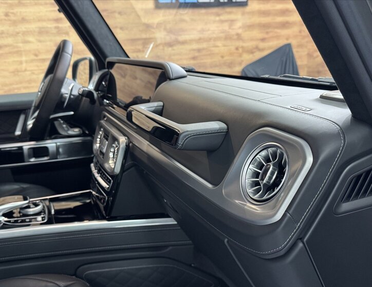 Mercedes-Benz Třídy G SUV 4,0 l 430 kw