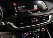 Alfa Romeo Stelvio 20