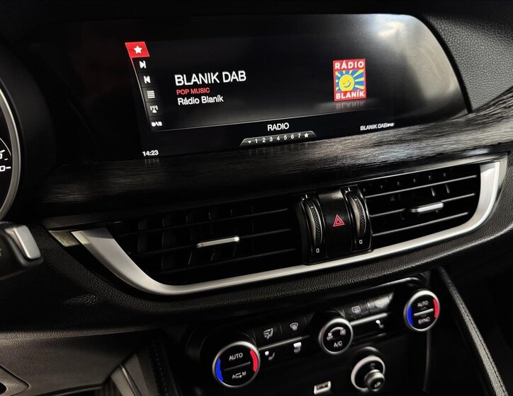 Alfa Romeo Stelvio 20