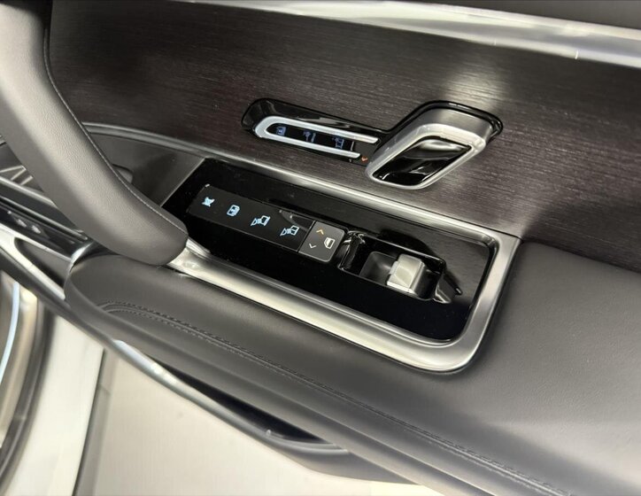 Land Rover Range Rover SUV / Terénní 3,0 l 221 kw