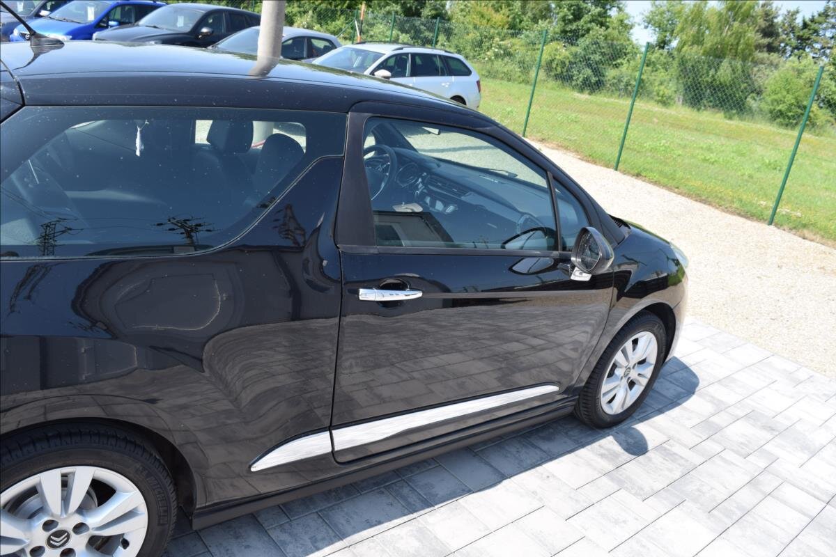 Citroën DS3 Hatchback 1,2 l 60 kw