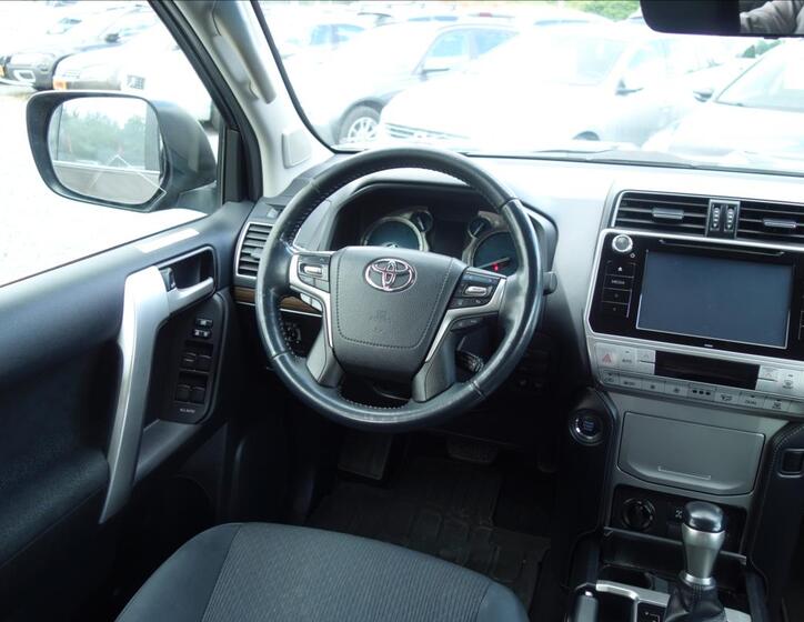 Toyota Land Cruiser 22