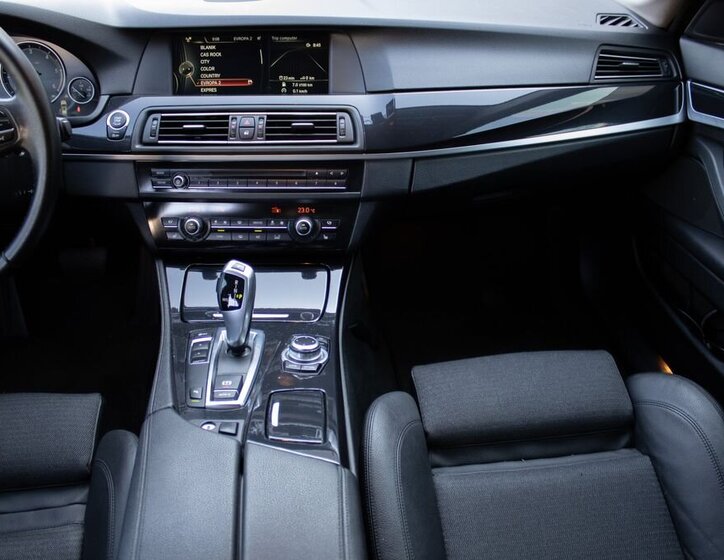 BMW Řada 5 Kombi 2,0 l 160 kw