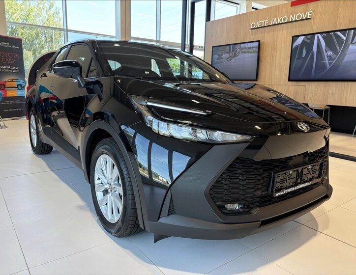 Toyota C-HR SUV 1,8 l 103 kw