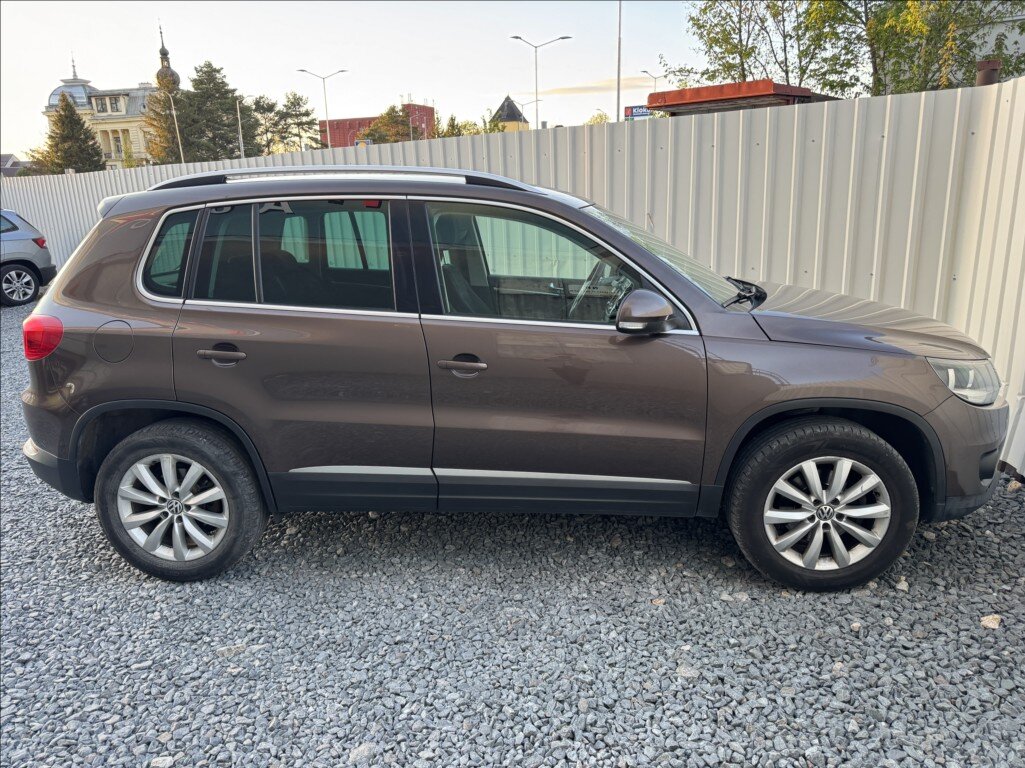 Volkswagen Tiguan SUV / Terénní 2,0 l 103 kw