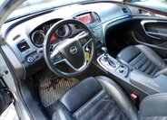 Opel Insignia Kombi 2,0 l 118 kw