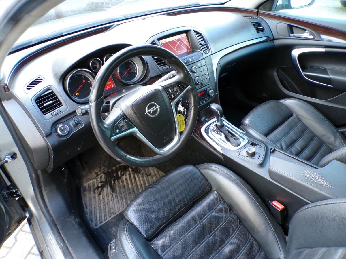 Opel Insignia Kombi 2,0 l 118 kw