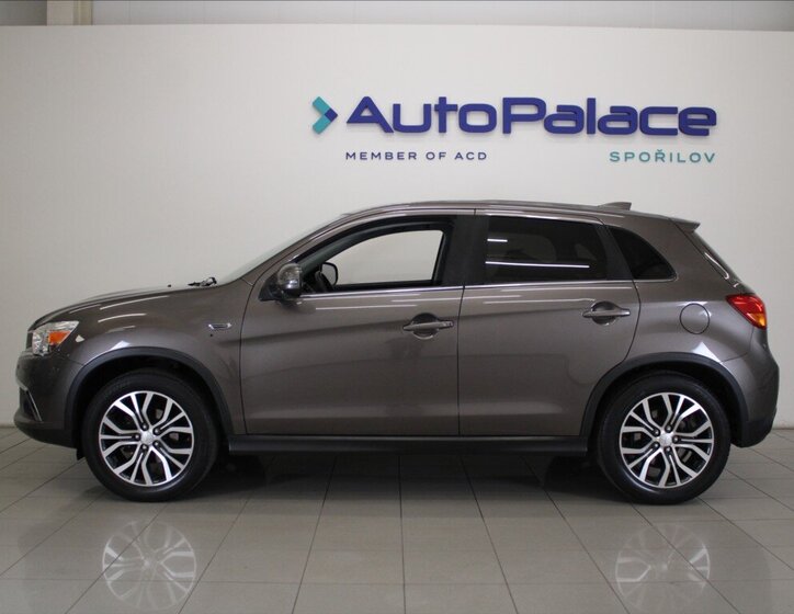 Mitsubishi ASX SUV / Terénní 1,6 l 86 kw