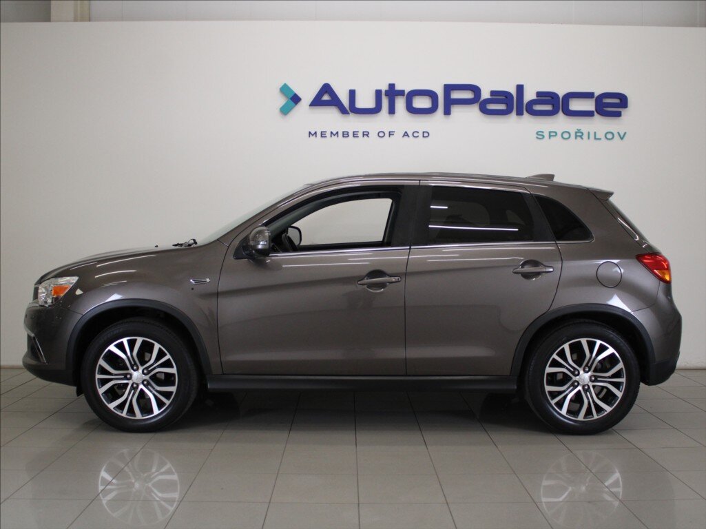 Mitsubishi ASX SUV / Terénní 1,6 l 86 kw