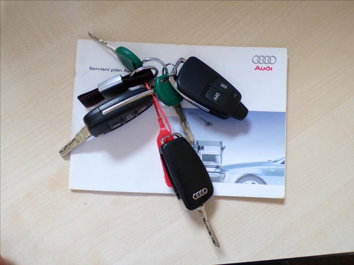 Audi Q7 Kombi 3,0 l 176 kw