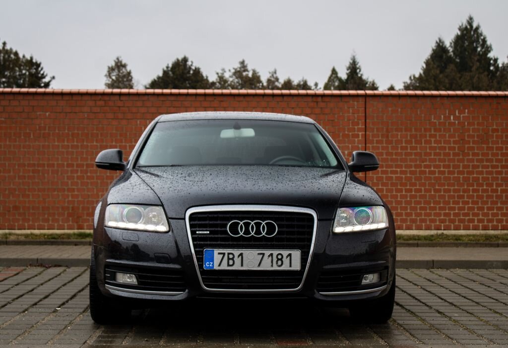 Audi A6 Sedan 3,0 l 176 kw