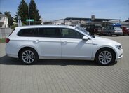 Volkswagen Passat Kombi 2,0 l 140 kw