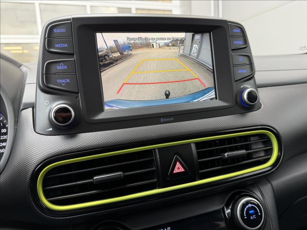 Hyundai Kona SUV / Terénní 1,6 l 130 kw