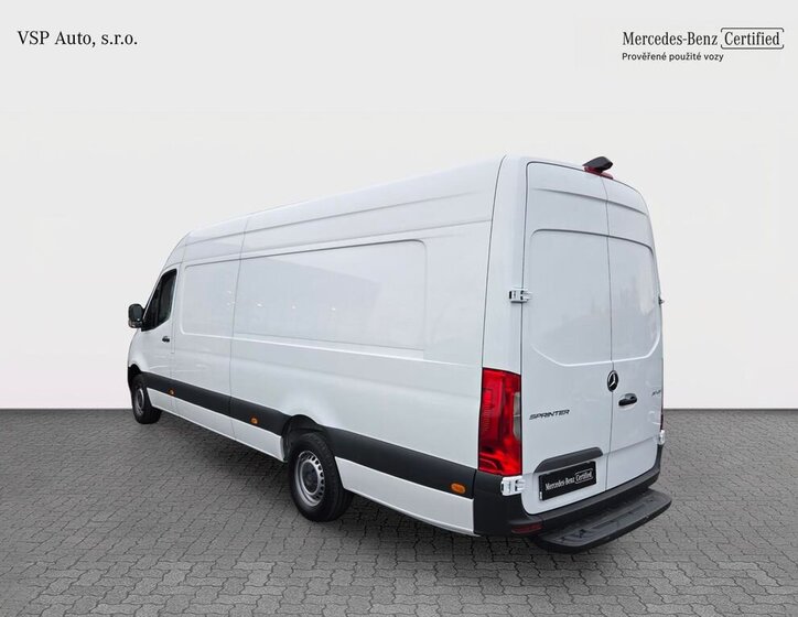 Mercedes-Benz Sprinter 3