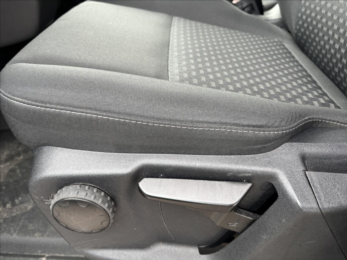 Ford Transit Skříň 2,0 l 96 kw