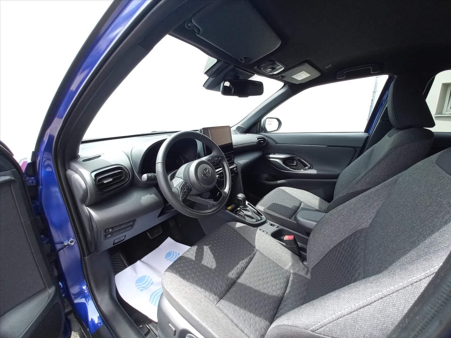 Toyota Yaris Cross CUV / Crossover 1,5 l 68 kw