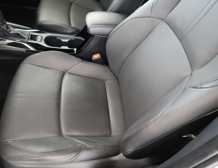 Toyota Corolla Cross Hatchback 2,0 l 112 kw