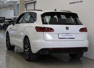 Volkswagen Touareg 3