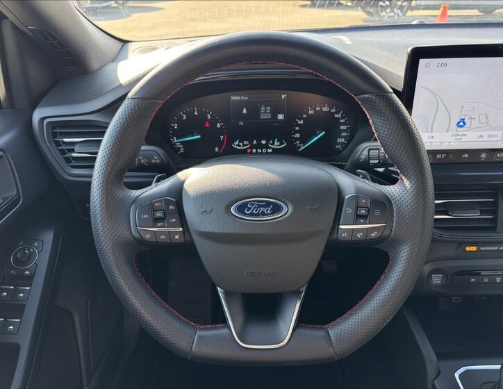 Ford Focus Kombi 998,0 92 kw