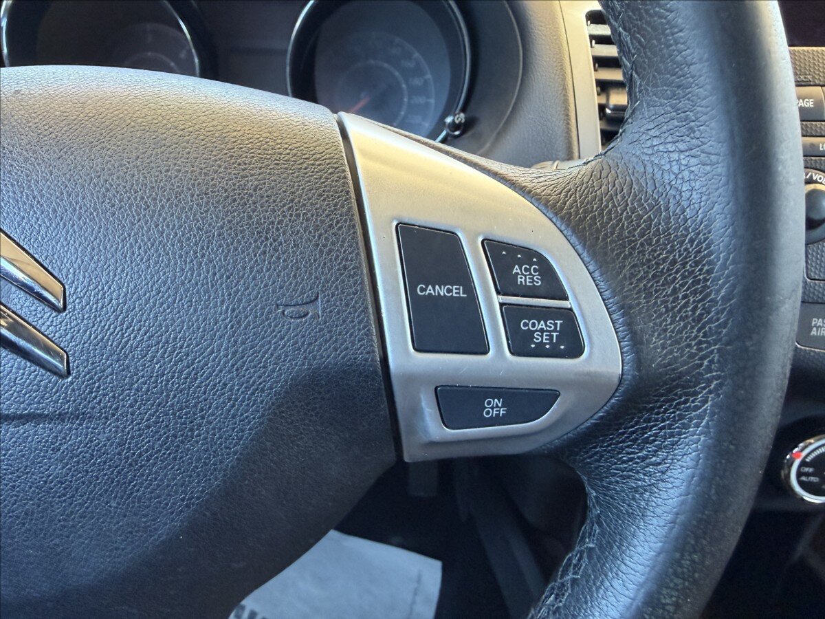 Citroën C-Crosser SUV / Terénní 2,2 l 115 kw