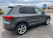 Volkswagen Tiguan SUV 2,0 l 103 kw