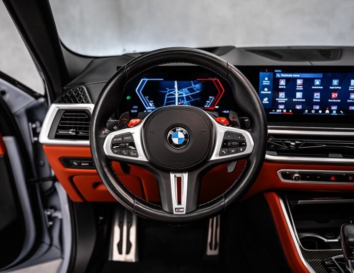 BMW X6 SUV / Terénní 4,4 l 460 kw