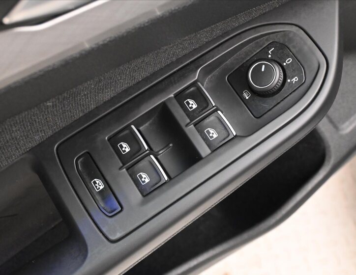 Volkswagen Golf Kombi 2,0 l 110 kw